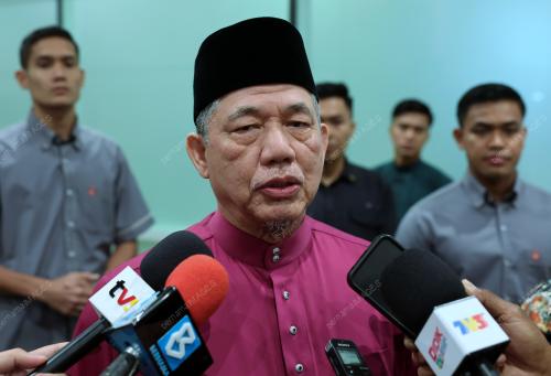 DATUK SERI FADILLAH YUSOF