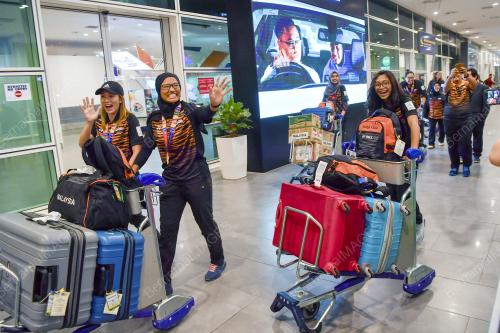SKUAD EMAS BOLA JARING NEGARA PULANG