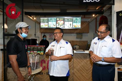 DATUK ALEXANDER NANTA LINGGI