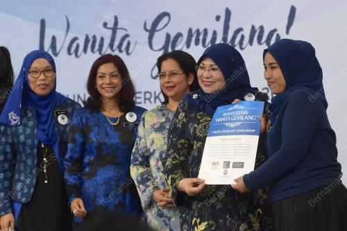 PTJ16_08032018_WANITA