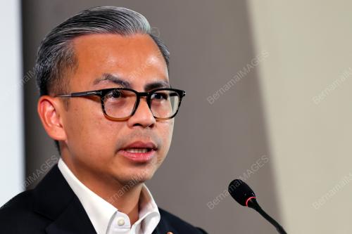 FAHMI FADZIL