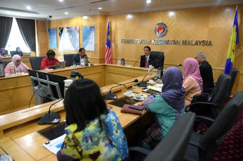 DATUK DR NOOR HISHAM ABDULLAH
