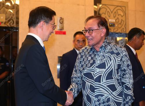 DATUK SERI ANWAR IBRAHIM
