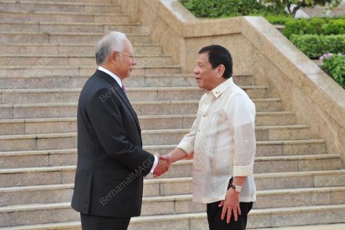 PTJ16_10112016_FILIPINA