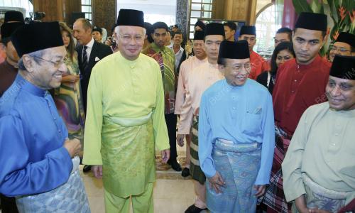 NAJIB TUN RAZAK