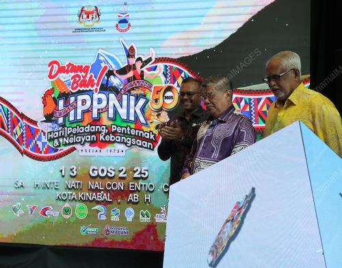 DATUK SERI MOHAMAD SABU