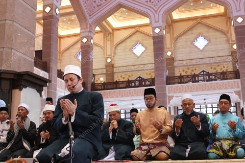 DR ZULKIFLI HASAN