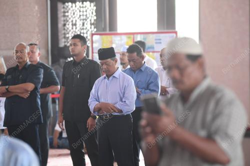 TAN SRI MUHYIDDIN YASSIN