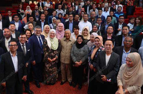 TUN DR MAHATHIR MOHAMAD