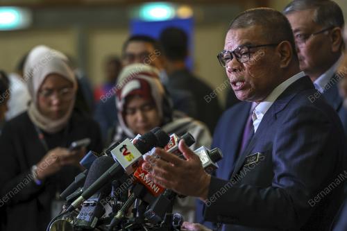 DATUK SERI SAIFUDDIN NASUTION ISMAIL
