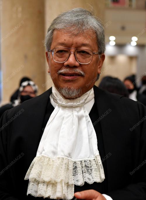 TAN SRI ABANG ISKANDAR ABANG HASHIM