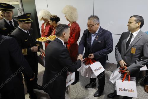 DATUK SERI TIONG KING SING