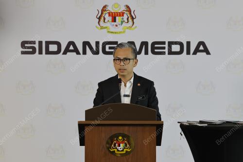 FAHMI FADZIL