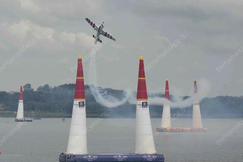 PTJ16_16052014_AIR_RACE