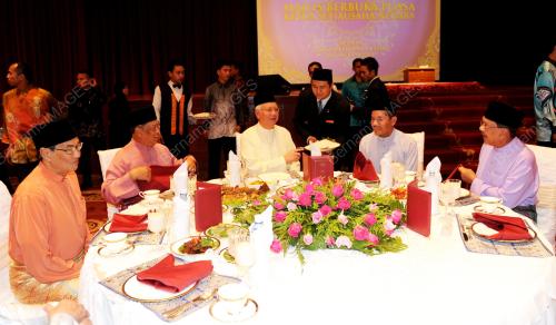 DATUK SERI NAJIB TUN RAZAK
