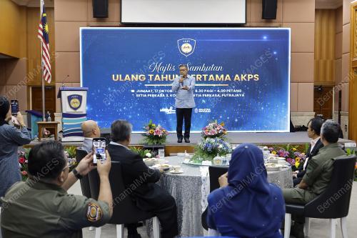 DATUK SERI SAIFUDDIN NASUTION ISMAIL
