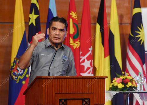 DATUK DR RADZI JIDIN