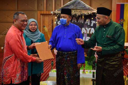 DATUK SERI DR SHAHIDAN KASSIM