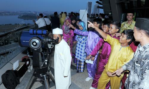 PTJ16_19072012_ANAK_BULAN