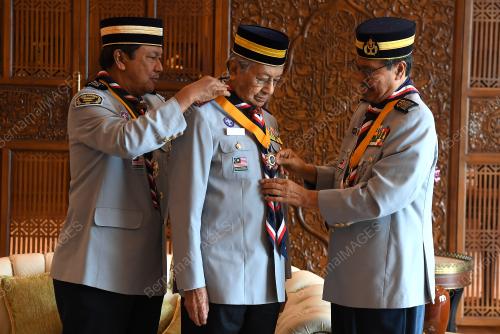 PTJ16_19082019_ANUGERAH_BN201908198413