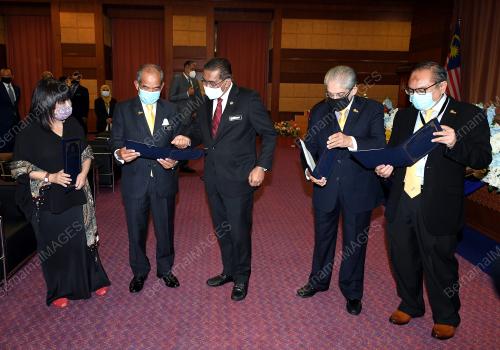 DATUK TAKIYUDDIN HASSAN