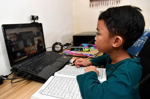 PENGAJARAN DAN PEMBELAJARAN DI RUMAH