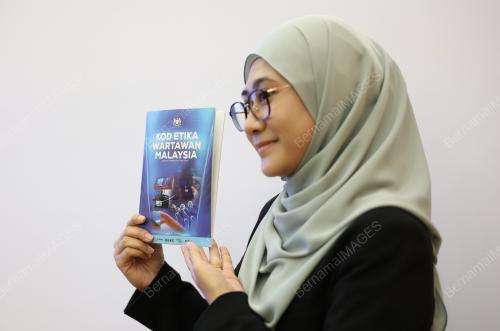 MAJLIS PELUNCURAN KOD ETIKA WARTAWAN MALAYSIA