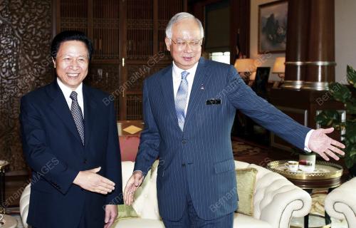 MOHD NAJIB TUN ABDUL RAZAK