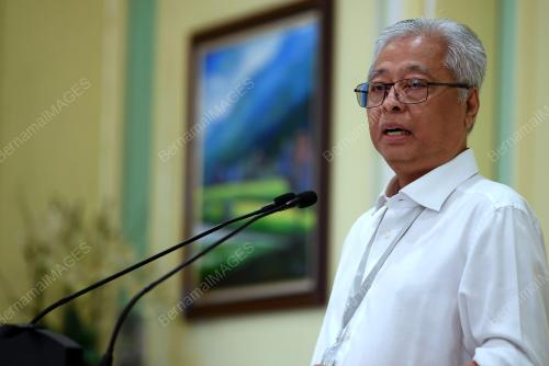 DATUK SERI ISMAIL SABRI YAAKOB