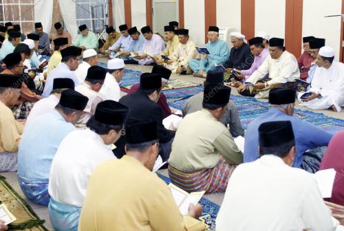 MOHD NAJIB TUN ABDUL RAZAK