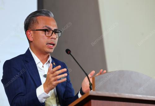 FAHMI FADZIL