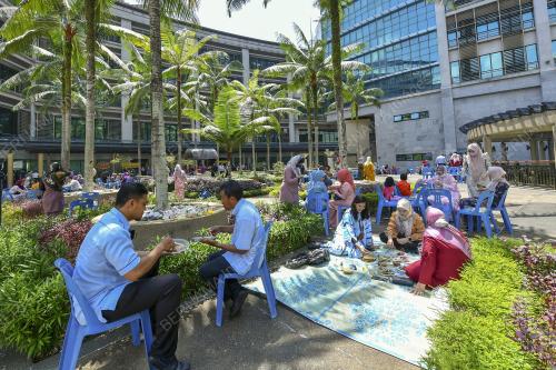 DATUK SERI DR RONALD KIANDEE