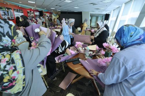 PROGRAM "BOUQUET WORKSHOP