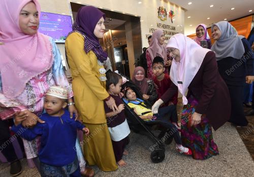 PTJ16_26062019_AZIZAH_BN201906253239