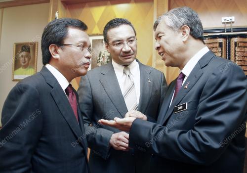PTJ16_28022011_NAIB_PRESIDEN