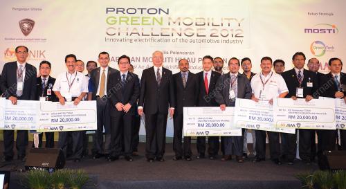 PTJ16_29022012_PM_PROTON