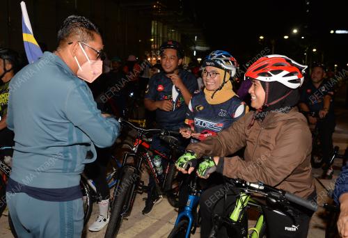 DATUK SERI AHMAD FAIZAL AZUMU
