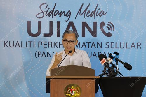 FAHMI FADZIL