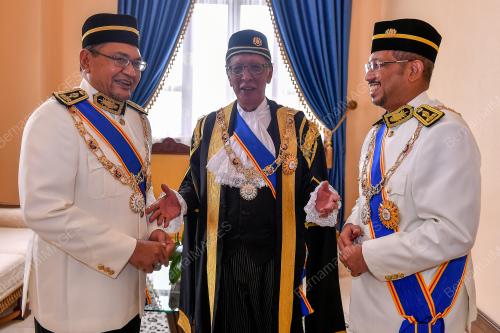 ISTIADAT PENGURNIAAN DARJAH KEBESARAN BINTANG DAN PINGAT WILAYAH PERSEKUTUAN TAHUN 2020