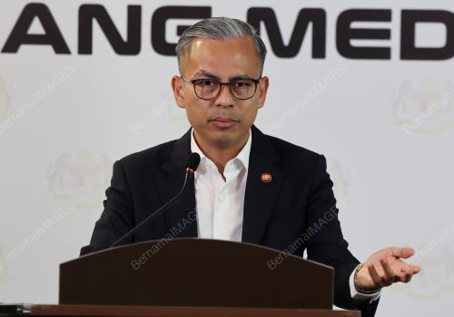 DATUK FAHMI FADZIL