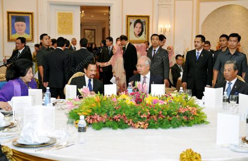 PTJ17_04092012_PM_BRUNEI