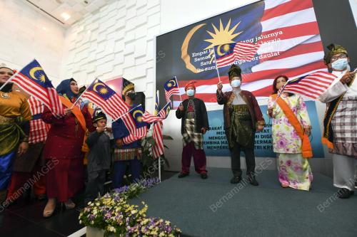 DATUK SAIFUDDIN ABDULLAH
