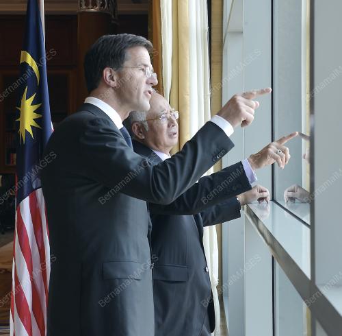 PTJ17_05112014_NAJIB_RUTTE