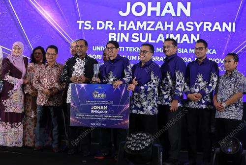 DATUK SERI DR ZAMBRY ABD KADIR