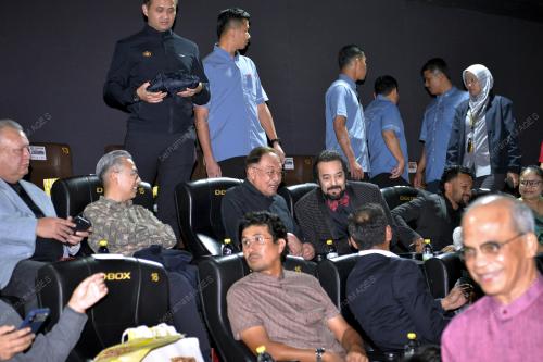 DATUK FAHMI FADZIL
