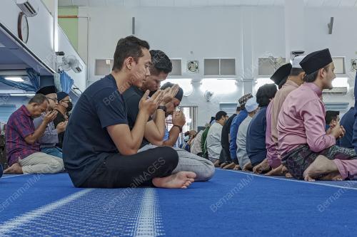 SOLAT HAJAT RAKYAT PALESTIN