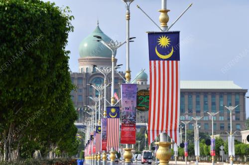 PTJ17_07082021_BENDERA