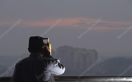 PTJ17_08072013_ANAK_BULAN