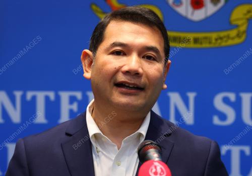 RAFIZI RAMLI