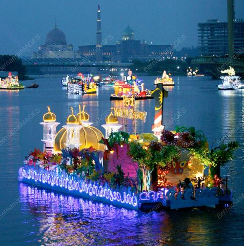 PERARAKAN MALAM PELANCONGAN 1MALAYSIA
